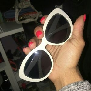 White Retro Sunglasses